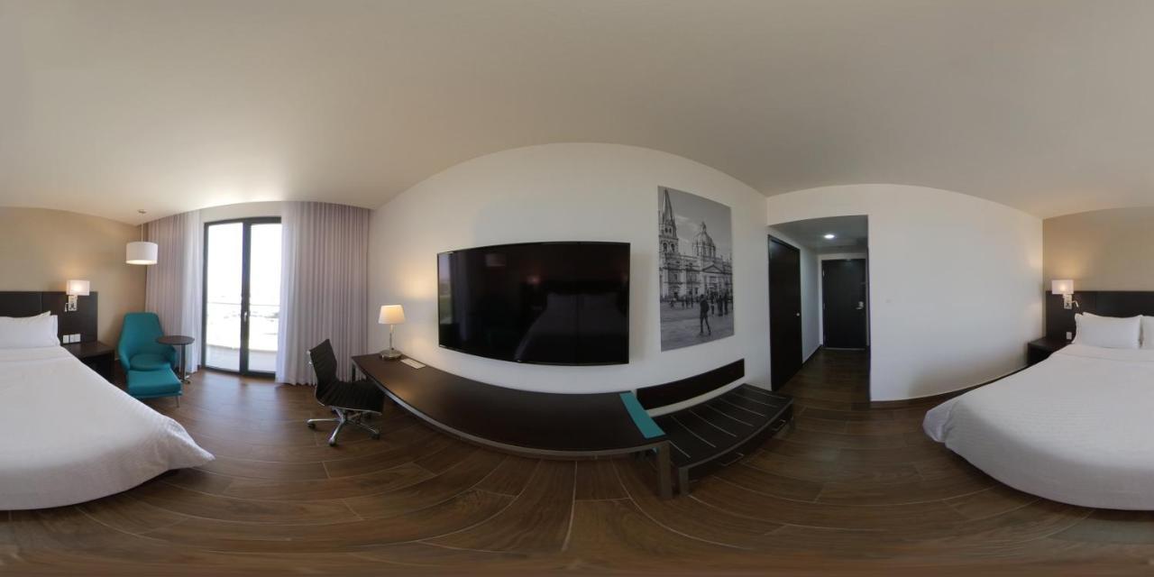 Fiesta Inn Guadalajara Aeropuerto Las Pintas 外观 照片