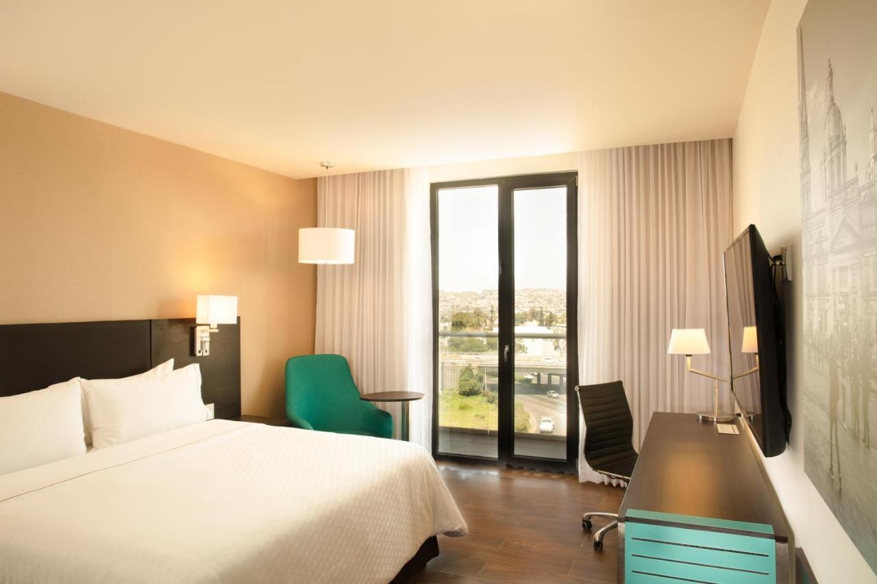 Fiesta Inn Guadalajara Aeropuerto Las Pintas 外观 照片
