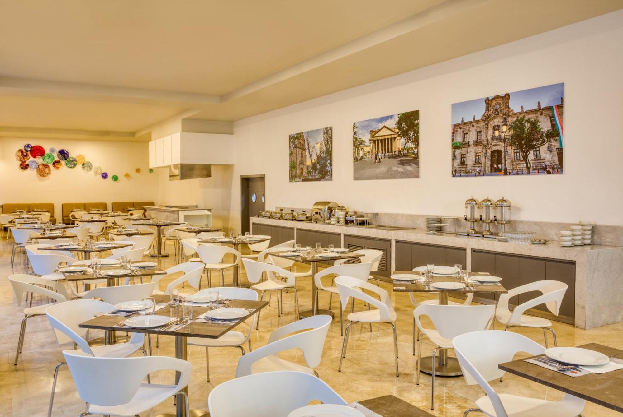 Fiesta Inn Guadalajara Aeropuerto Las Pintas 外观 照片