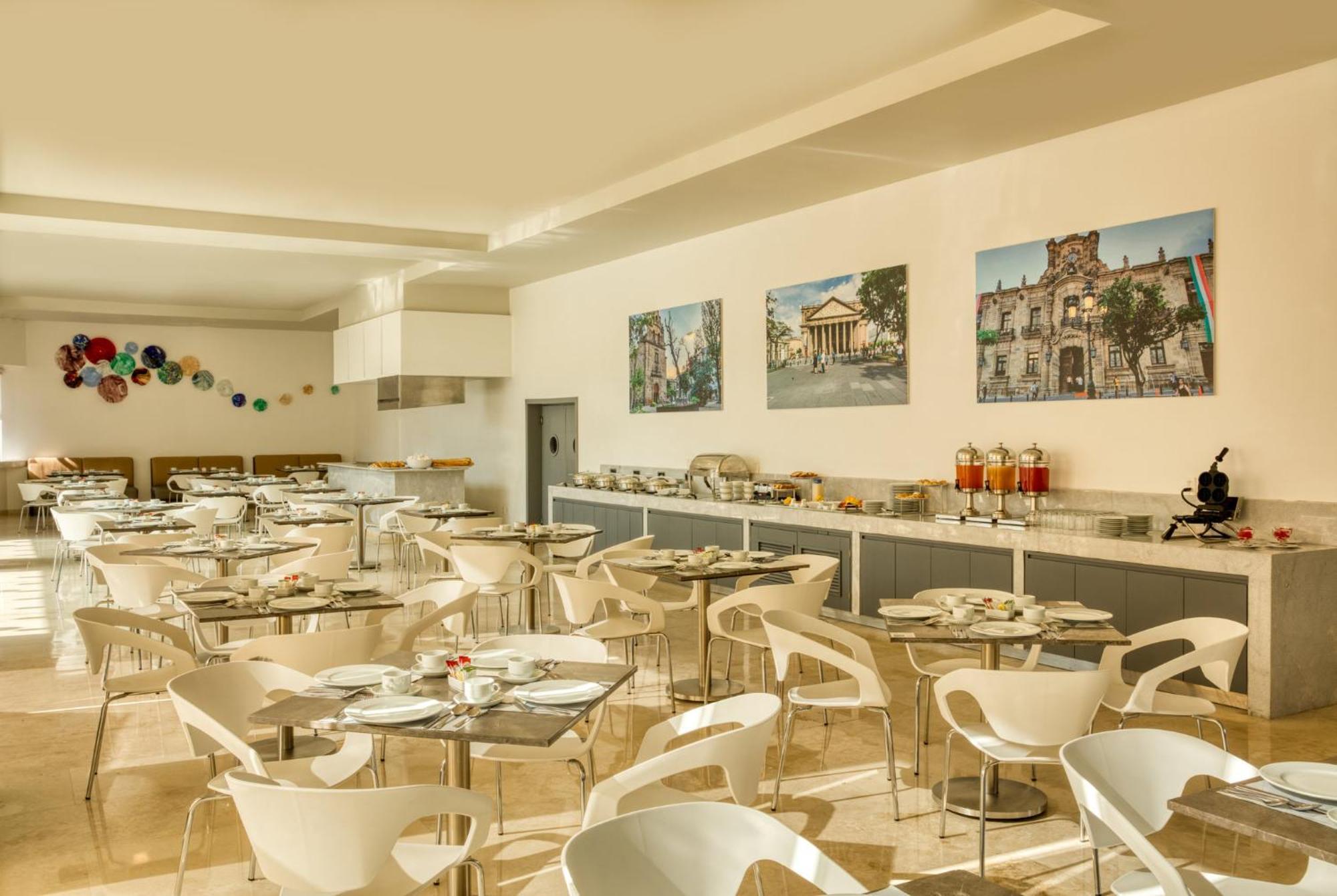 Fiesta Inn Guadalajara Aeropuerto Las Pintas 外观 照片